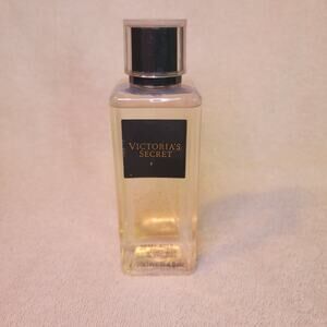 Victoria's Secret Angel Gold Fragrance Body Mist 8.4 oz/250ml